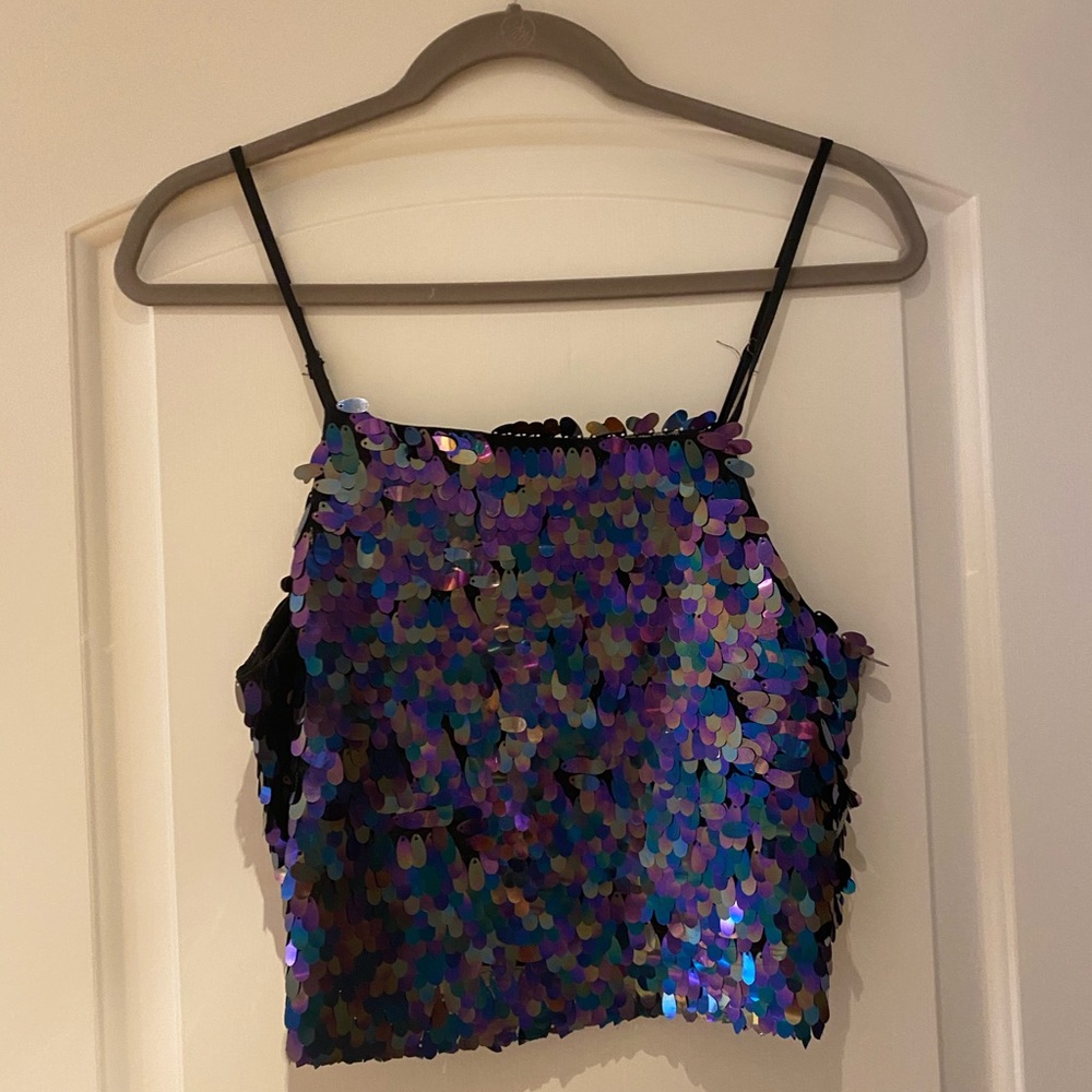 Party top w cute back